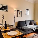 Apartmán Charming 3 Bedrooms Apartment, Cool Neighbourhood *