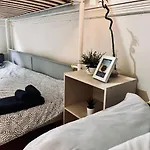 Charming 3 Bedrooms Apartment, Cool Neighbourhood * Lisboa