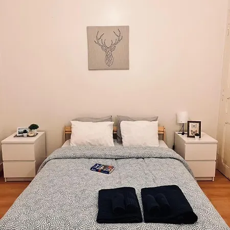 Apartmán Charming 3 Bedrooms Apartment, Cool Neighbourhood