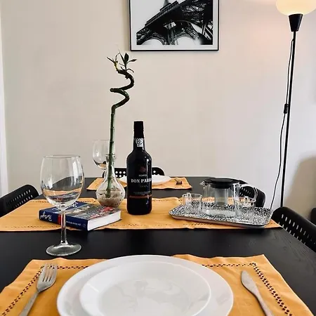 Apartmán Charming 3 Bedrooms Apartment, Cool Neighbourhood *