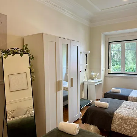 Charming 3 Bedrooms Apartment, Cool Neighbourhood Lisbon