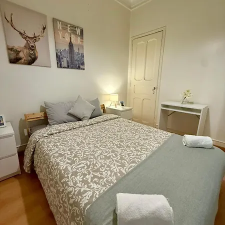 Charming 3 Bedrooms Apartment, Cool Neighbourhood Lisbon